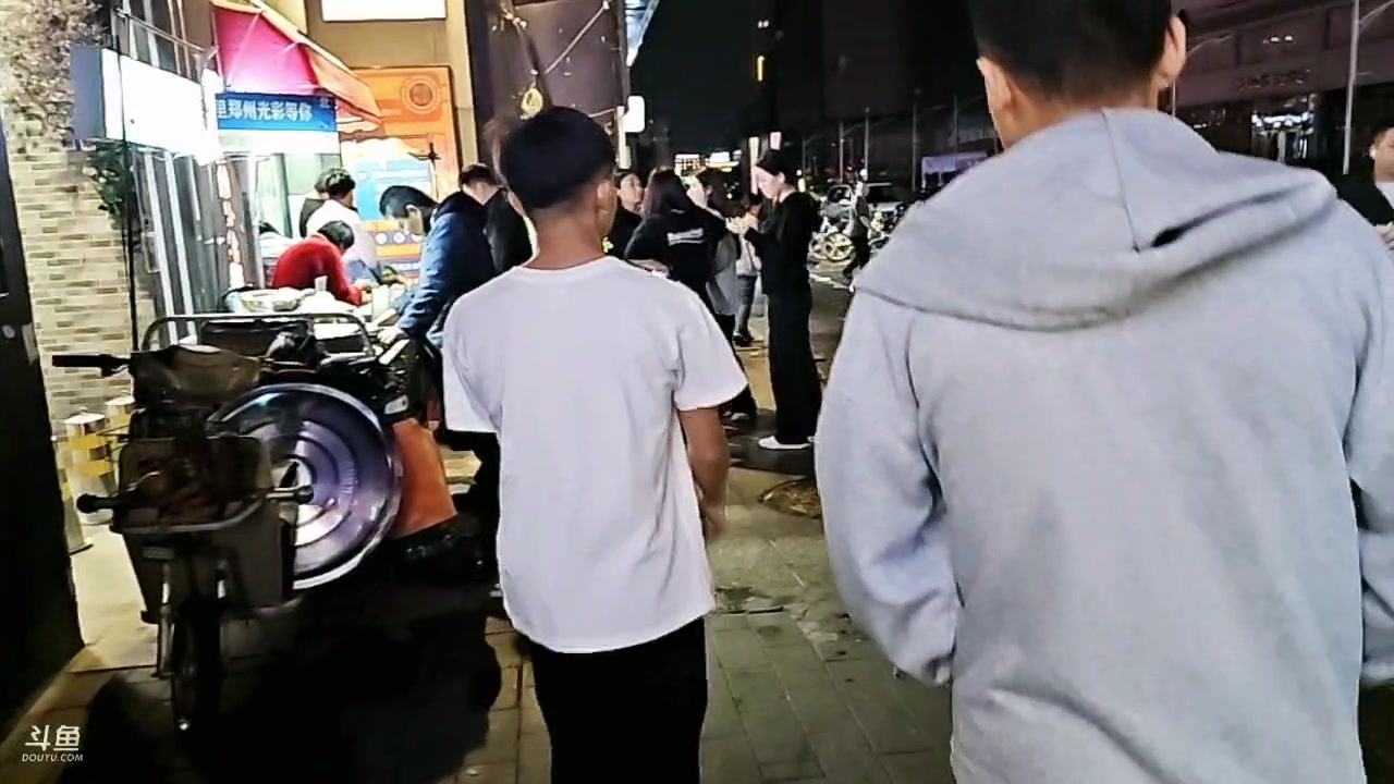 【2024-04-22 23点场】大嘴love：美好的郑州生活