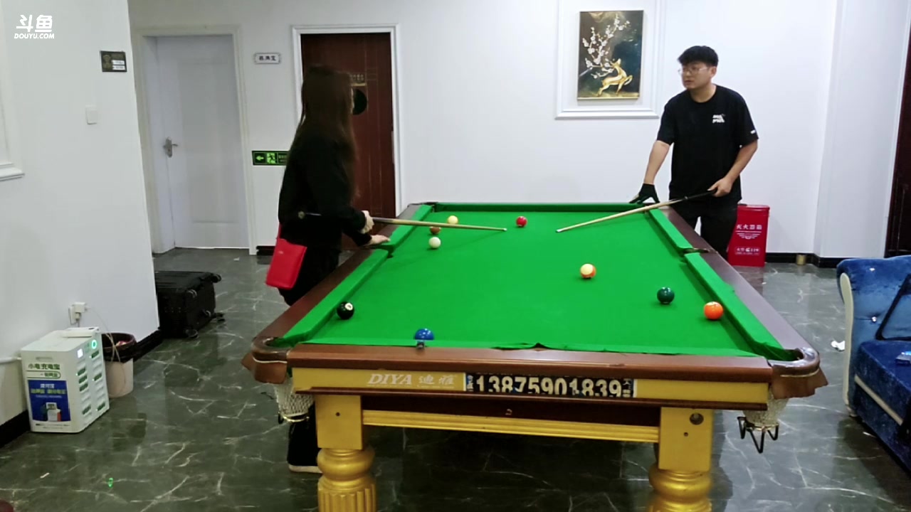 【2024-04-29 03点场】火力堂主：《小猪筷跑》轰趴馆的一天！