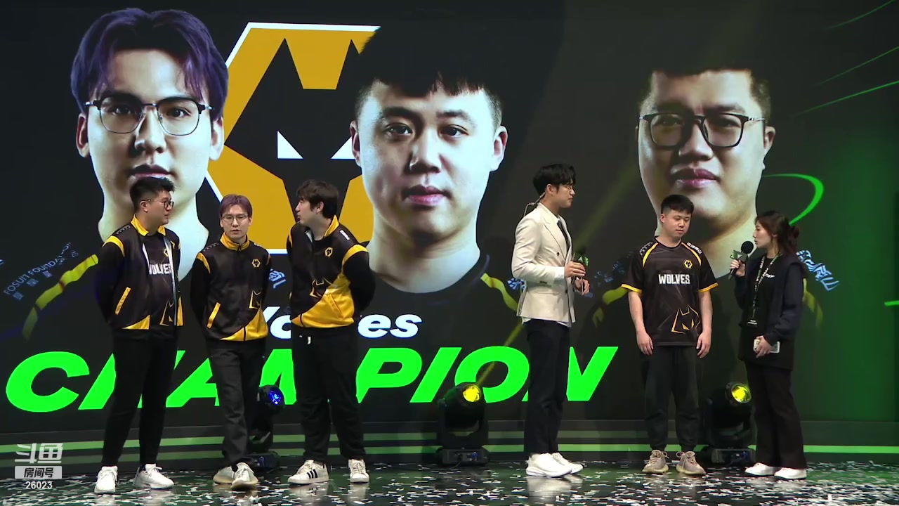 【2024-04-29 19点场】A胖瘦了：录像-FCPro大师赛狼队夺冠！