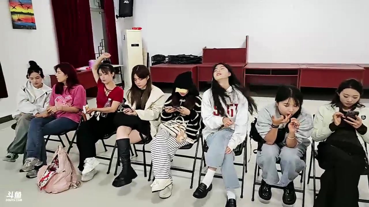 【2024-04-29 15点场】火力堂主：《小猪筷跑》长沙团播！