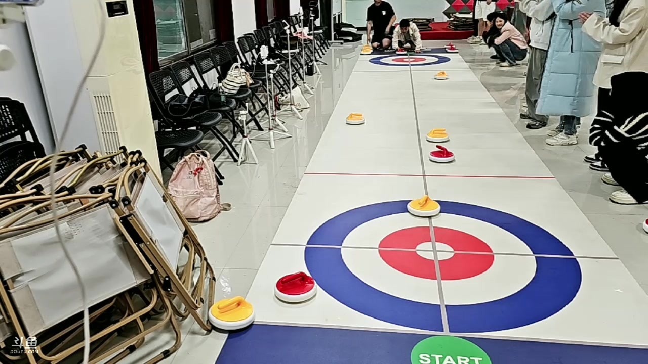 【2024-05-02 16点场】火力堂主：《小猪筷跑》长沙团播下雨的一天！