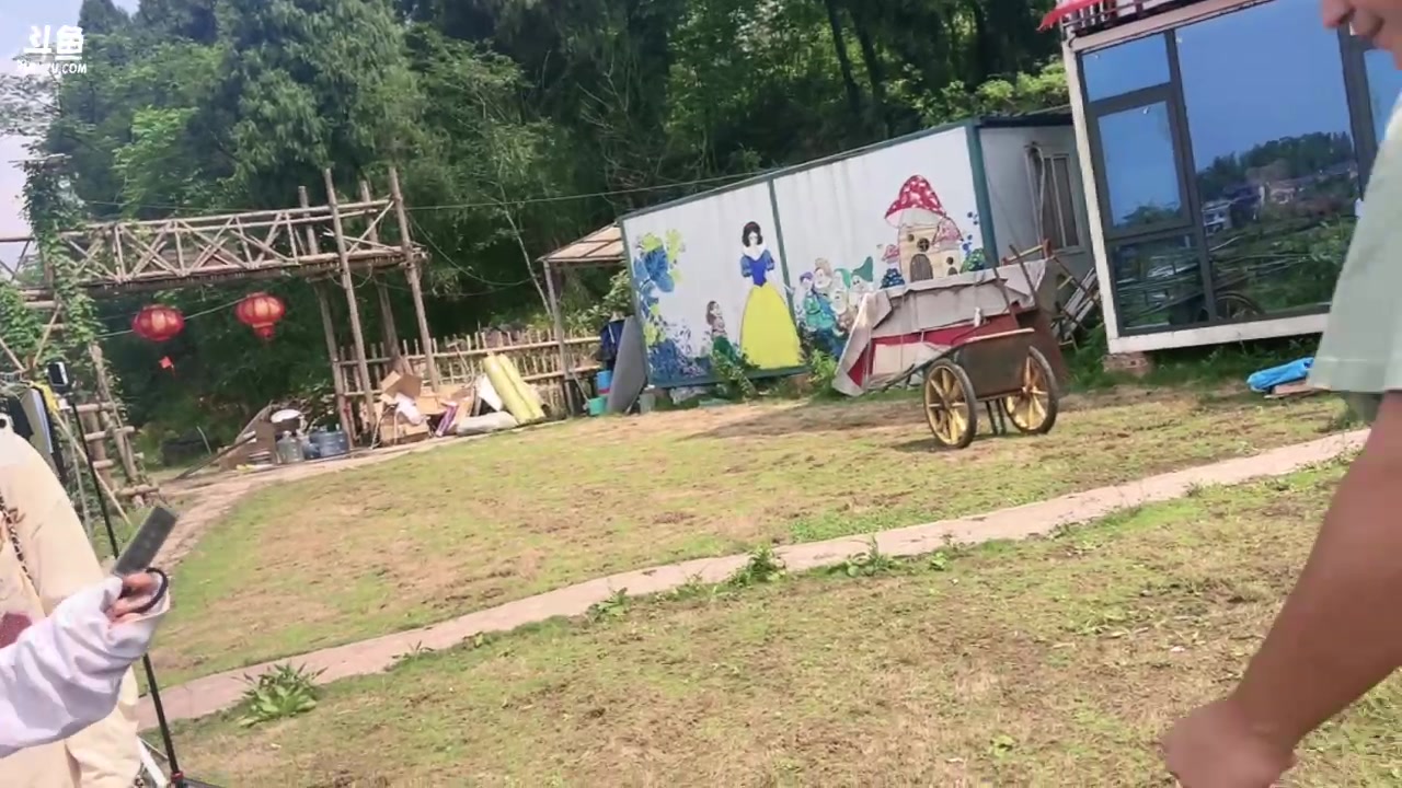 【2024-05-04 15点场】惠娜娜呀：【小奶团】到重庆啦