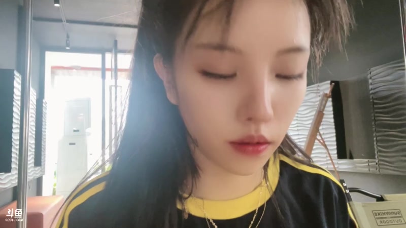 【2024-5-7 17点场】唐6儿:家人们今天不播啦7号1点锁定2666～