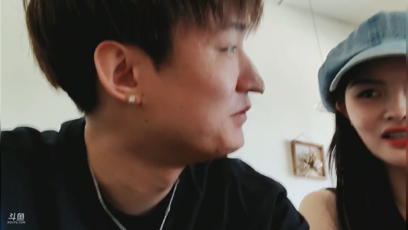 【2024-05-29 14点场】余小C真的很强：余小C：带猫去做嘎蛋！