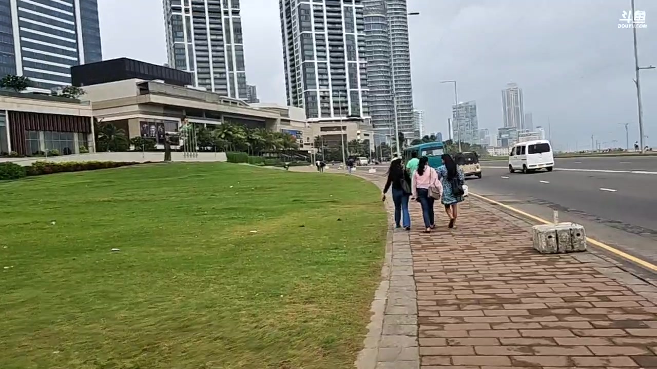 【2024-06-02 12点场】叶子户外：《纪实直播》回来了