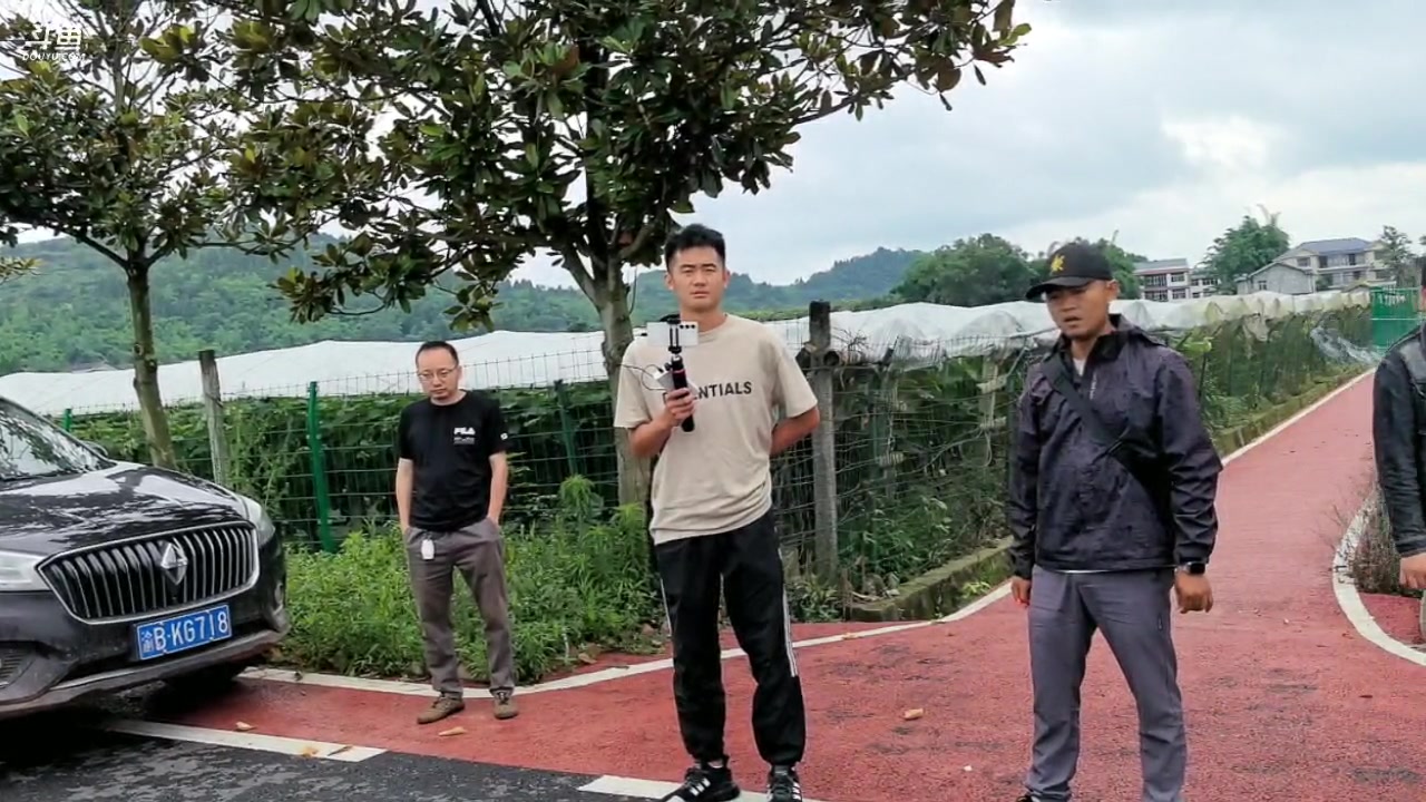 【2024-06-08 15点场】617丶新一：在757体验下户外团播！