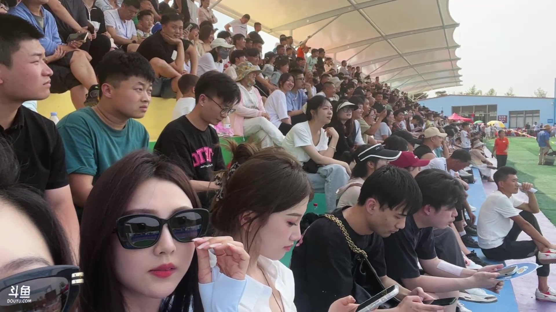 【2024-06-09 14点场】imxiaoxin：【✘-✘】快乐向前冲！