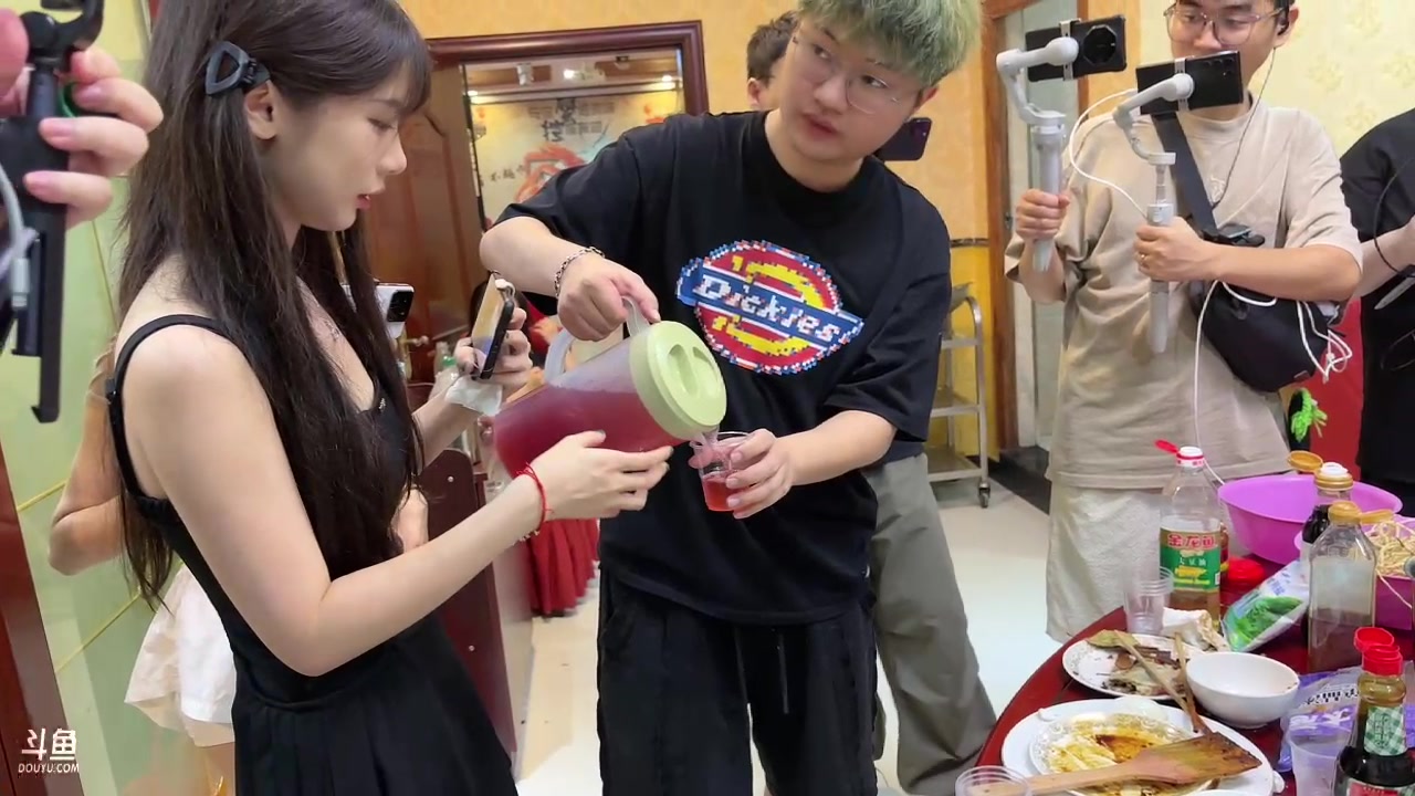 【2024-06-14 21点场】塔莉娅QAQ：社恐文静内向的小女生