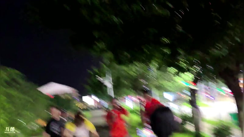 【2024-06-15 20点场】右手supking：榕江户外！！！化身洗头哥！