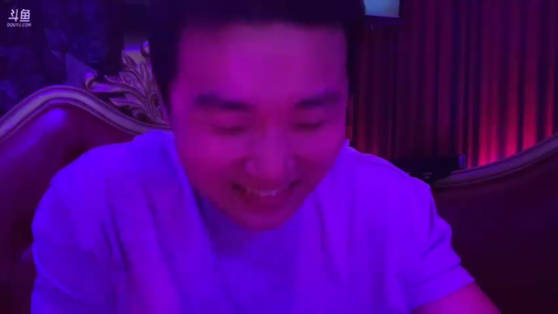 【2024-06-16 23点场】胸肌很大的良小伞：敢敢生日户外