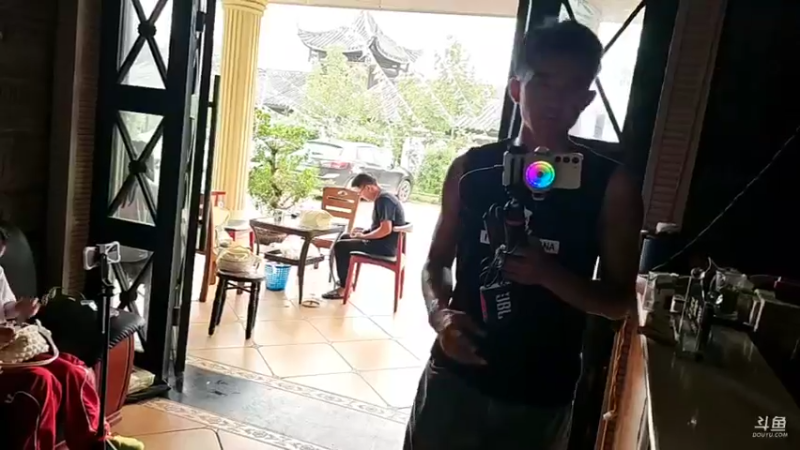 【2024-06-18 13点场】火力堂主：中午开播的第一天！