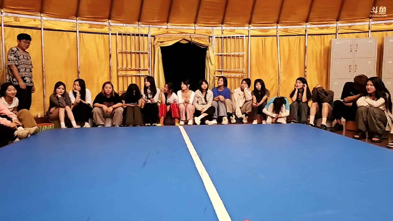 【2024-06-18 21点场】火力堂主：中午开播的第一天！