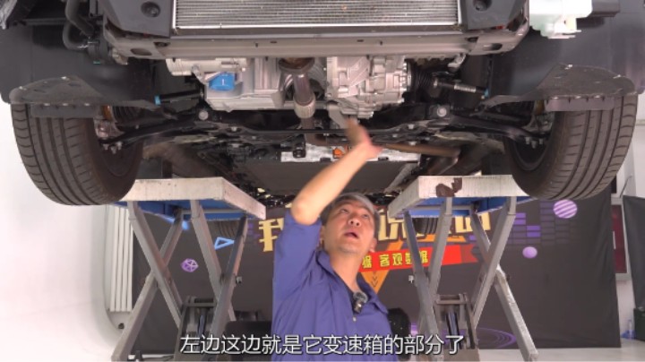 五菱星光拆车：7万的车，17万的底盘，值了！