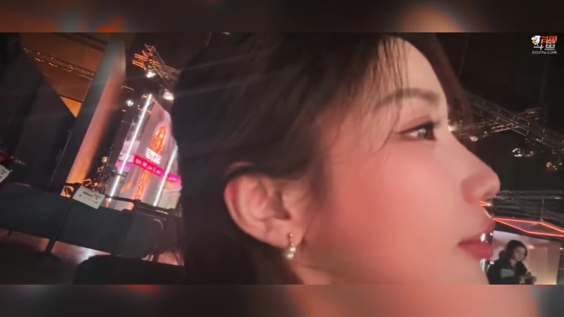 【2024-07-31 21点场】解说小鹿呀：卡位赛：狼 vs eStar