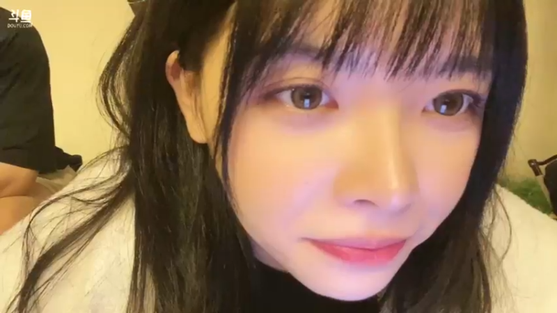 【2024-08-13 01点场】童猪啊i：今天下午户外！！！！