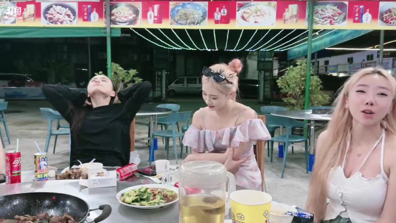 【2024-08-14 22点场】南波儿大魔王丶：大头传媒校花评选三亚户外！