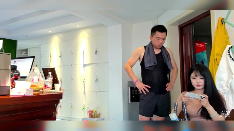 【2024-08-19 18点场】谢彬DD：喂,在吗?进来看Show了.