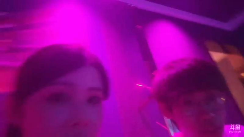 【2024-08-18 23点场】野生小谭：【双倍】斗鱼素质女主播