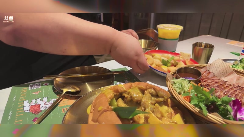 【2024-08-26 19点场】驴酱的冯雨大王：周一照例休息～