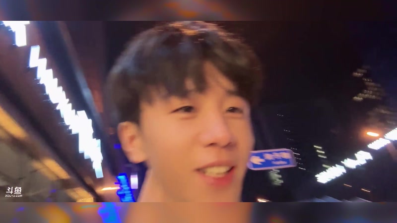 【2024-08-25 22点场】小楠ouo：小楠主播联赛第一视角