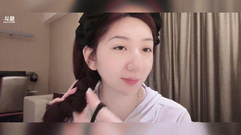 【2024-09-01 03点场】潇潇超哇噻：吃个宵夜唠唠嗑