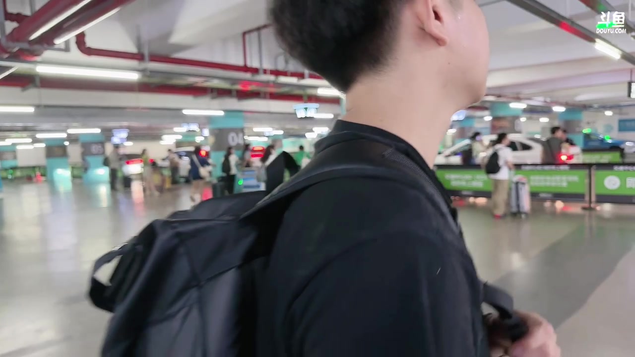 【2024-09-09 20点场】王纪超666：和格局带3妹和水友5v5
