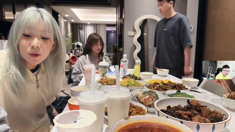 这是我剪辑的pigff的直播精彩时刻，快来看看吧~
