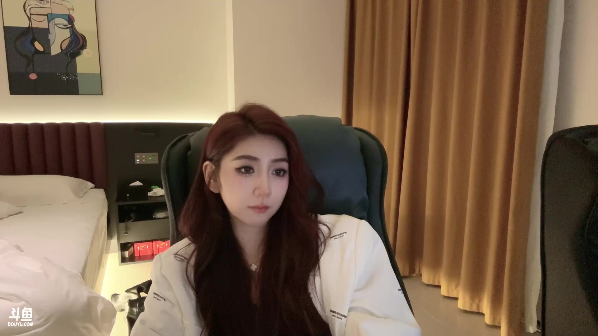 【2024-11-03 01点场】潇潇超哇噻：一起看世界赛咯～