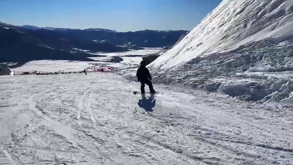 【2024-11-25 14点场】imxiaoxin：【✘-✘】跟刘哥禾木滑雪（黑白双撒