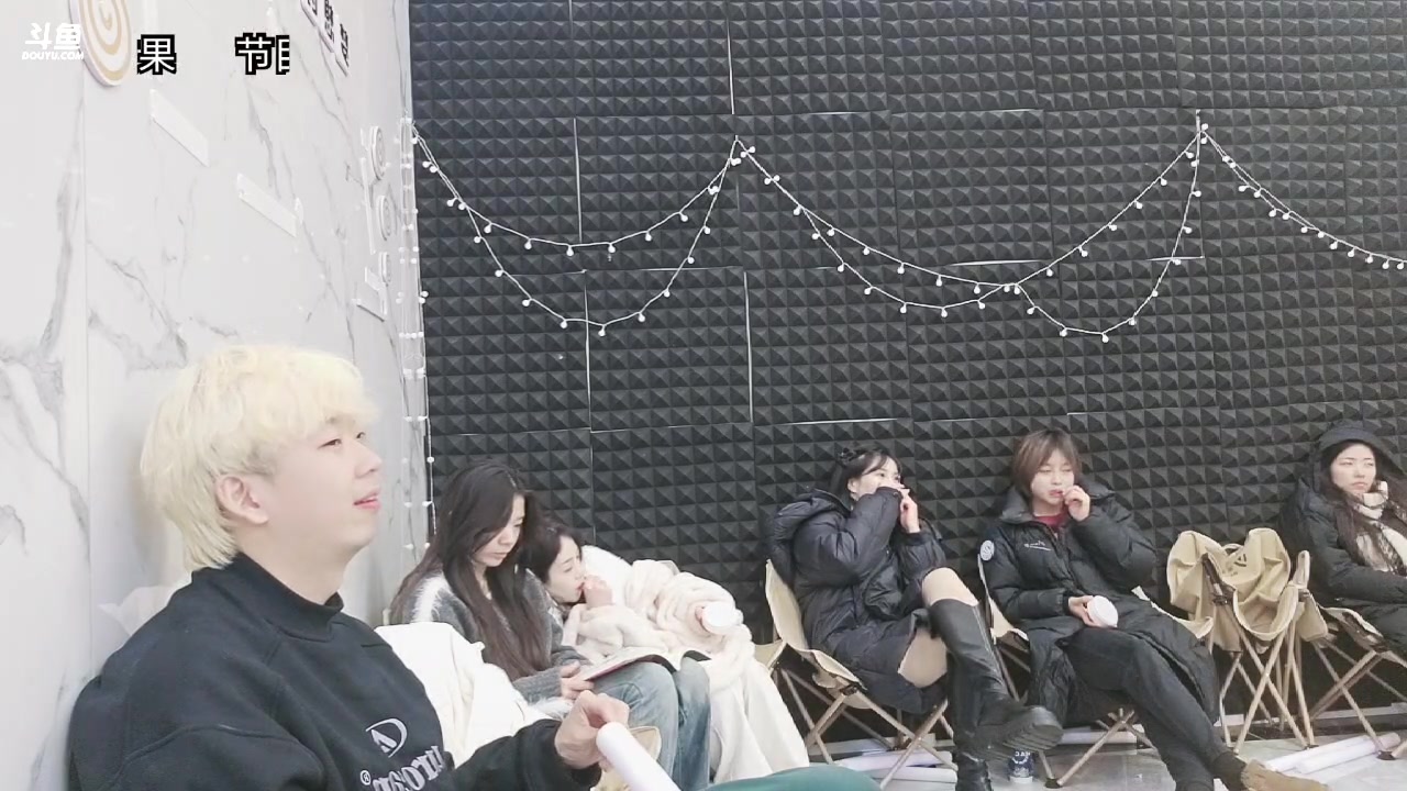 【2024-12-06 21点场】叁三QvQ：【小奶团】恭喜鸡尾酒51牌牌！
