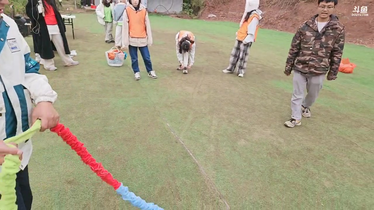 【2024-12-10 14点场】757户外：【非常互娱】757女团S3 Day97~