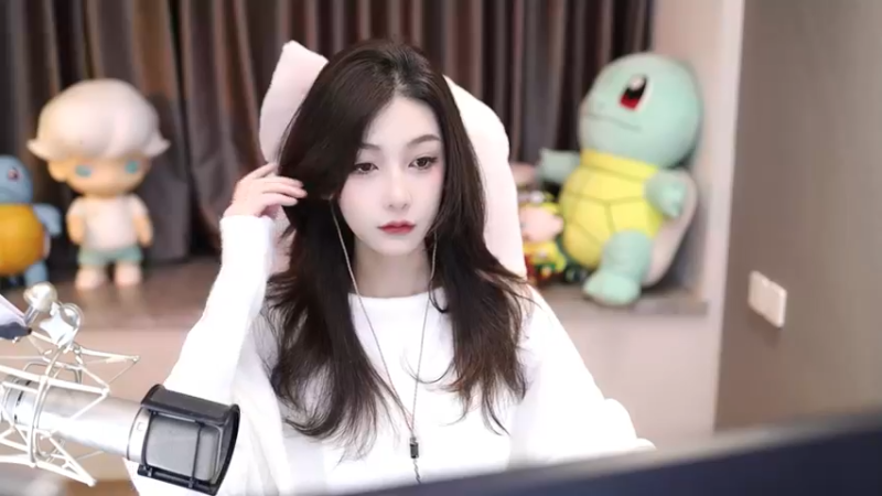 【2024-12-12 18点场】叶知秋Vanessa：秋：晚上好