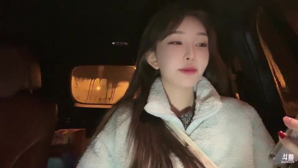 【2024-12-16 00点场】南妹儿呀：非常山庄小猪咪