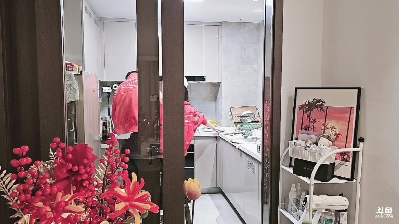 【2024-12-25 20点场】叁三QvQ：【小奶团】正式开拍！