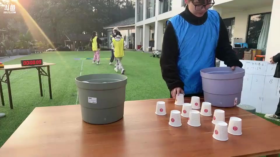 【2025-01-01 16点场】南妹儿呀：非常山庄小猪咪