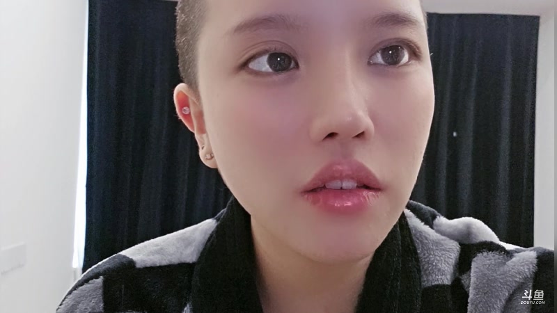 【2025-1-1 16点场】唐6儿:因身体原因停播一段时间感谢等待～爱你萌～