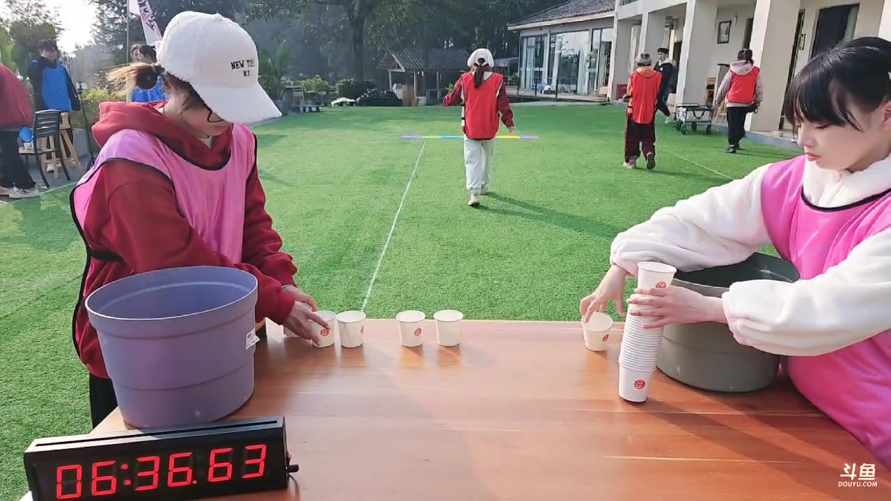 【2025-01-01 14点场】Tony托公子：非常山庄49天！！迎新年！