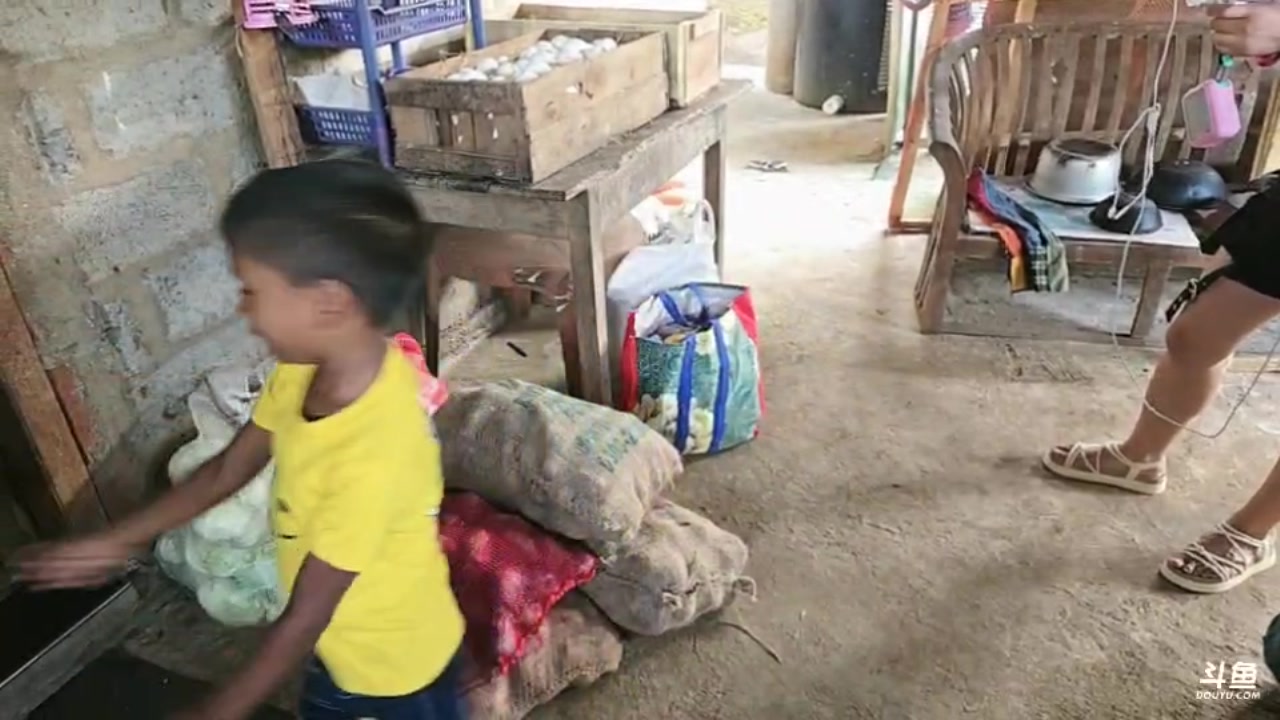 【2025-02-17 19点场】叶子户外：斯里兰卡-远方的家-三人行day2