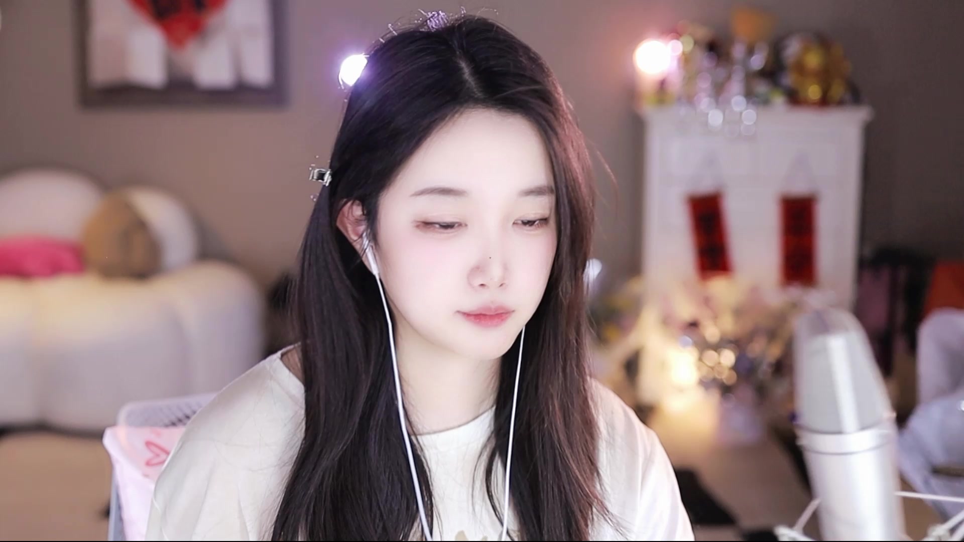 【2025-02-20 21点场】小肉球阿：爱笑的女孩运气不会差~