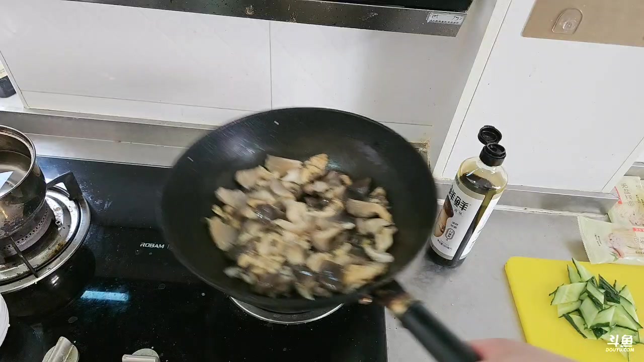 【2025-2-28 10点场】o北京斌子o:坦克400