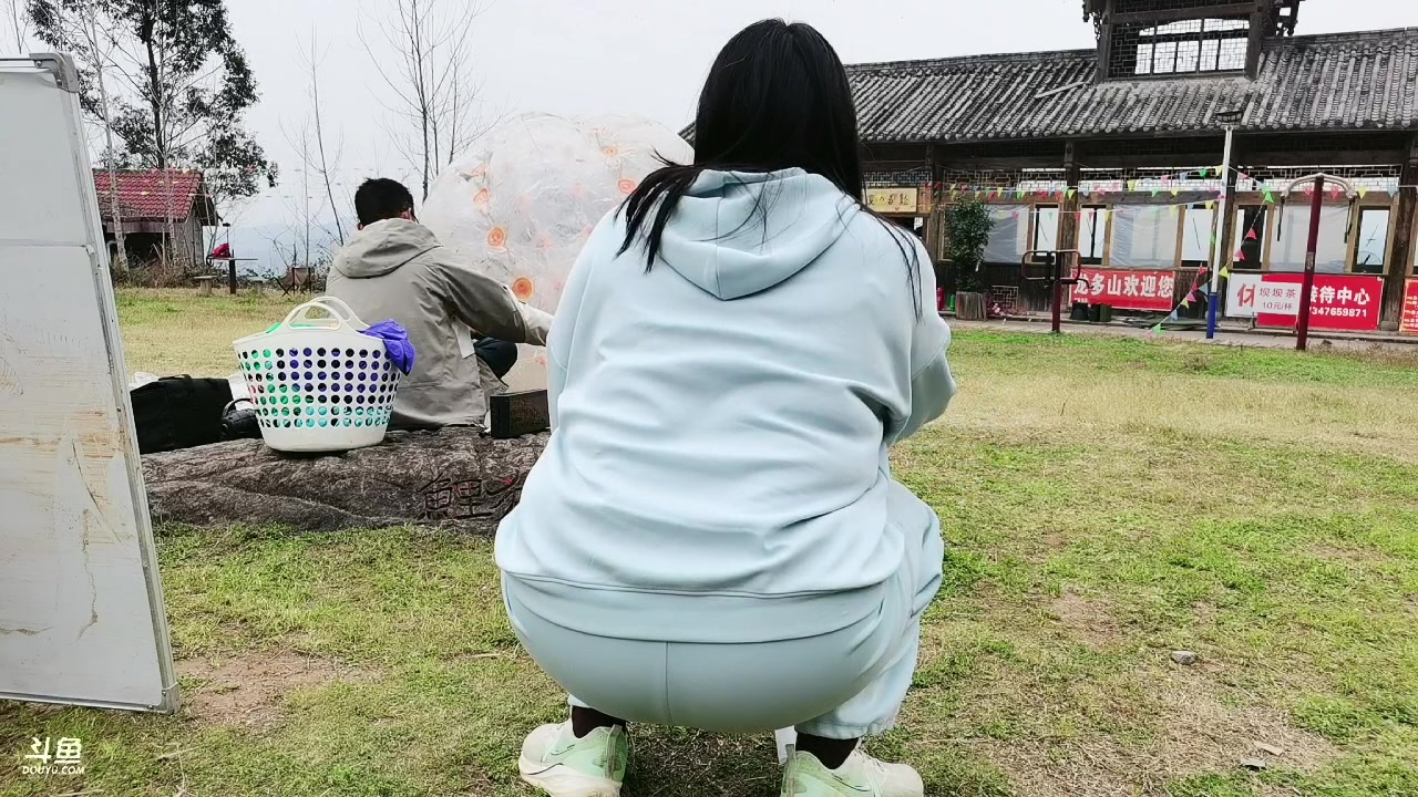 【2025-03-01 14点场】弹头很暴躁zshhh：2025冲冲冲~6635385