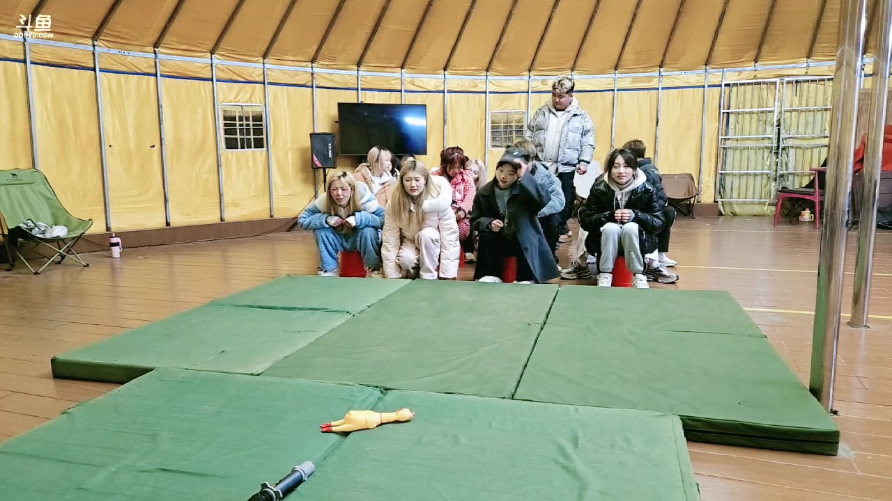 【2025-03-03 20点场】阿福Afuuu：如果巅峰留不住，那就重走来时路 8281