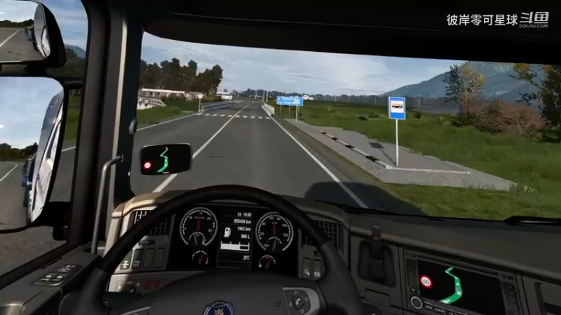 欧洲卡车模拟2 499 VR 真实经济模组 在俄罗斯连闯两红灯