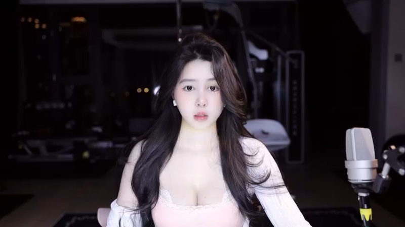 【2025-03-16 21点场】小酒窝翁馨：好好健身，好好生活