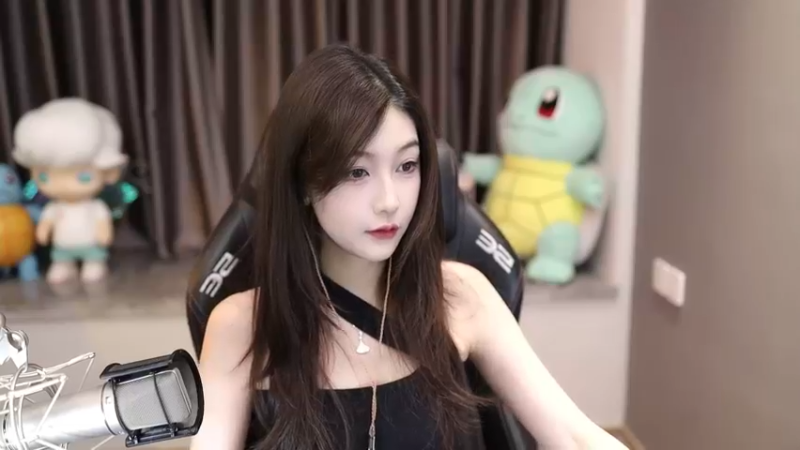 【2025-03-25 18点场】叶知秋Vanessa：秋：晚上好