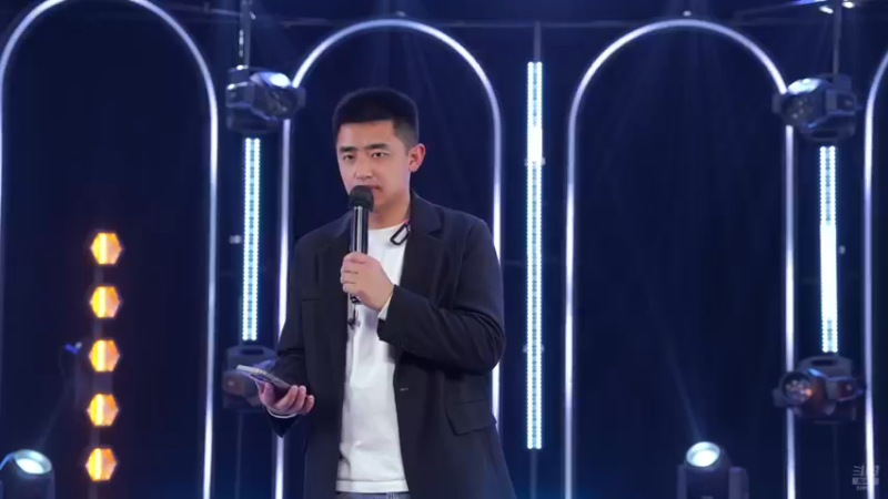 【2025-04-01 20点场】主播阿郎：4月1号晚上七点首秀