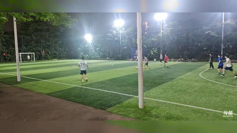 【2025-4-10 19点场】悲催路明非:进来就被闷一脚
