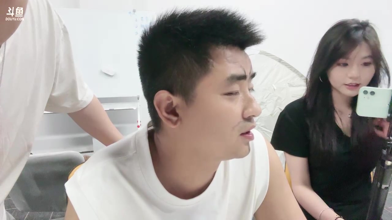 【2025-04-11 17点场】主播阿郎：开始组队320155