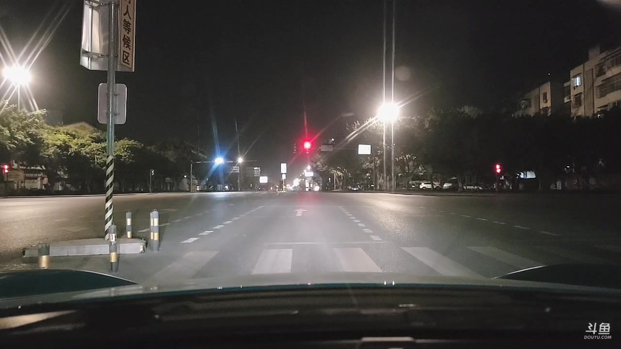 【2025-04-15 01点场】叶子户外：12580团播第二季 破茧day10