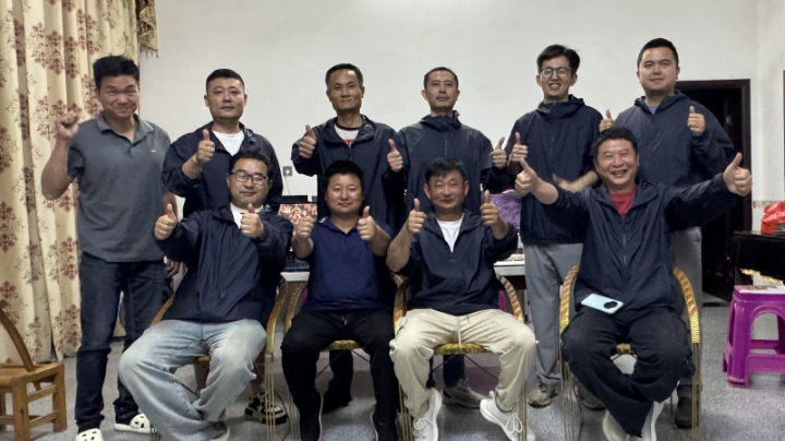 【2025-4-12 18点场】吉普赛12345678:小零粉的直播间